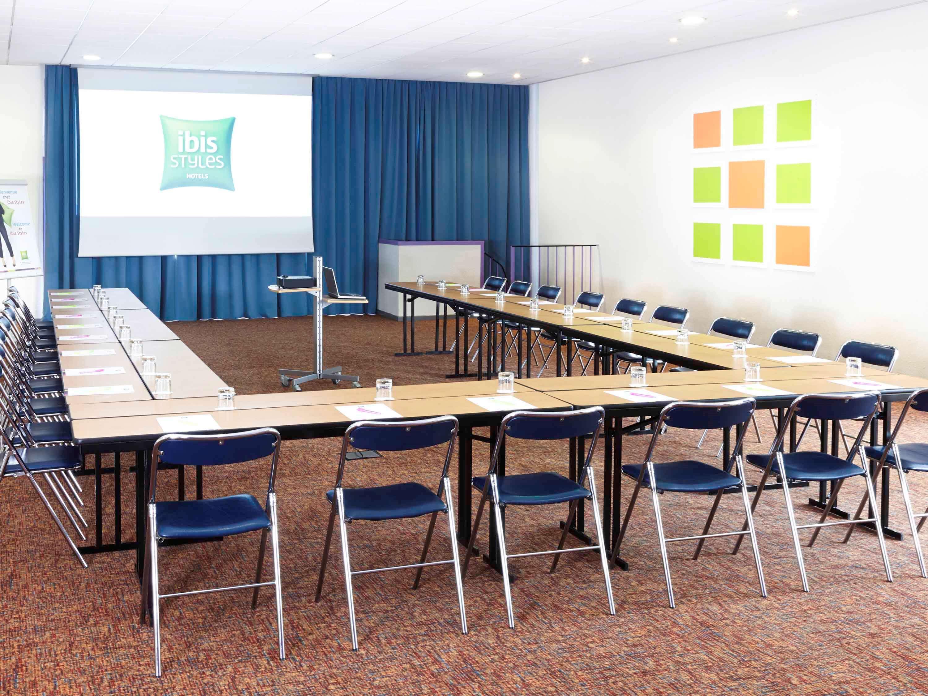 Ibis Styles Palais Des Congres 3* Arles